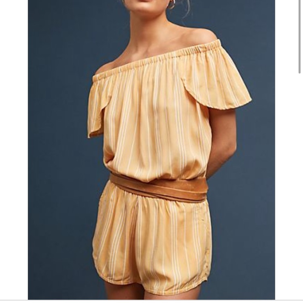 NWT Anthropologie beachgold dottie romper